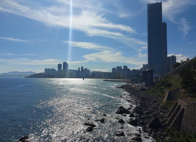 Busan coast without the rush: three neighbourhoods, two days