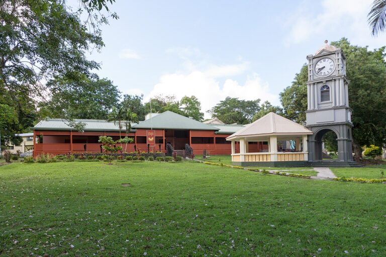 Suva beyond the resort image: a museum, the market and Fiji’s capital